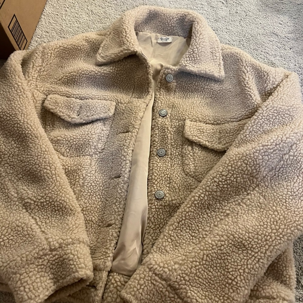 Brandy Melville sherpa fur jacket